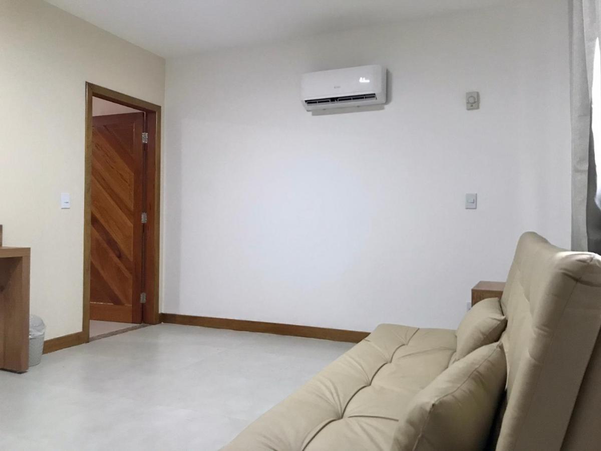 Suite,1332547742:JPEG